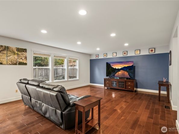 22538 NE 96th Street, Redmond WA 98053