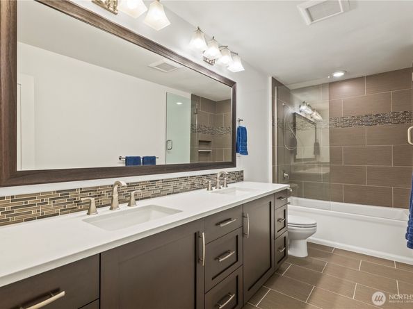22538 NE 96th Street, Redmond WA 98053
