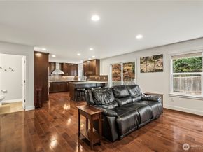 22538 NE 96th Street, Redmond WA 98053