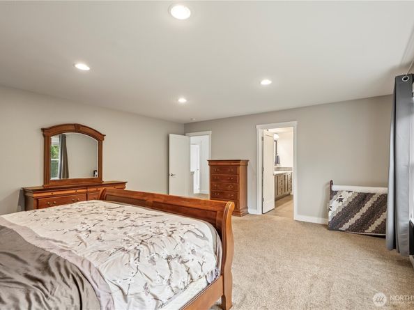 22538 NE 96th Street, Redmond WA 98053