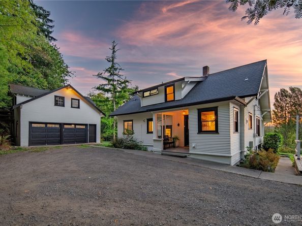 16832 McIntyre Road SW, Vashon WA 98070