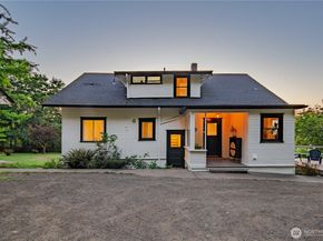 16832 McIntyre Road SW, Vashon WA 98070