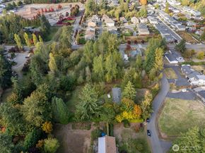 19631 121st Avenue SE, Kent WA 98031