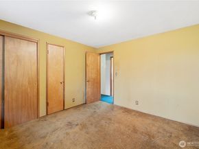 19631 121st Avenue SE, Kent WA 98031
