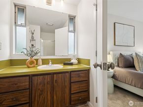 20608 SE 159th Street, Renton WA 98059
