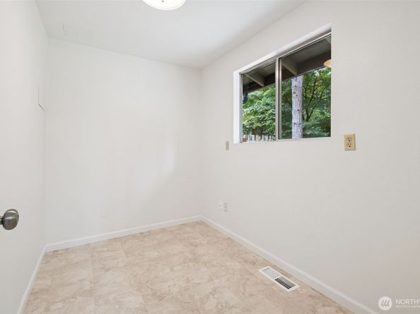 20608 SE 159th Street, Renton WA 98059