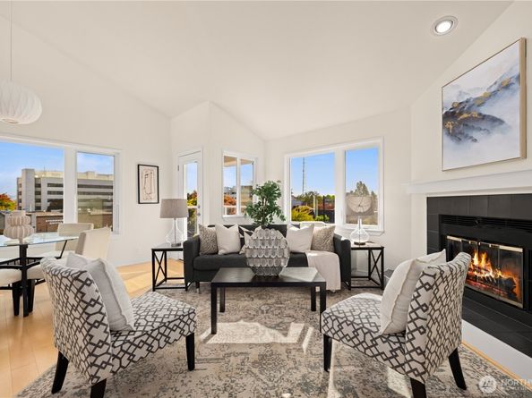 215 E 14th Avenue E 401, Seattle WA 98112