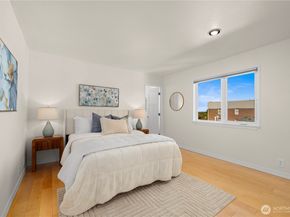 215 E 14th Avenue E 401, Seattle WA 98112