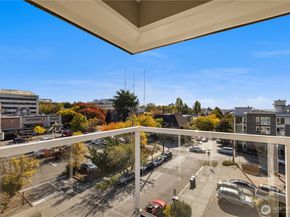215 E 14th Avenue E 401, Seattle WA 98112