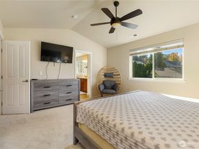16918 6th Avenue W, Lynnwood WA 98037