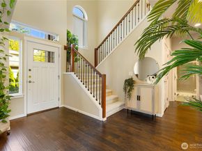 16918 6th Avenue W, Lynnwood WA 98037