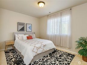 16918 6th Avenue W, Lynnwood WA 98037