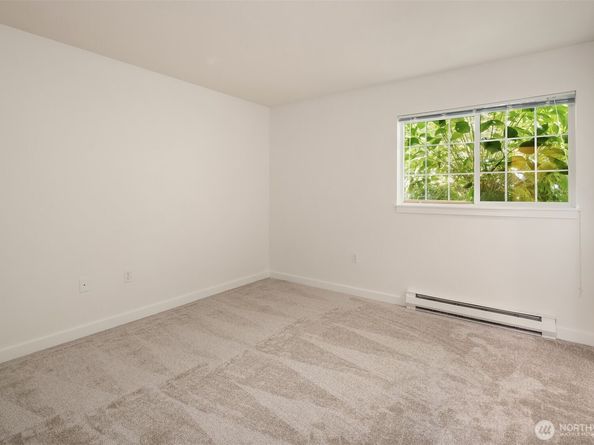 25025 SE Klahanie Boulevard B101, Issaquah WA 98029