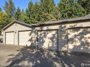 25025 SE Klahanie Boulevard B101, Issaquah WA 98029