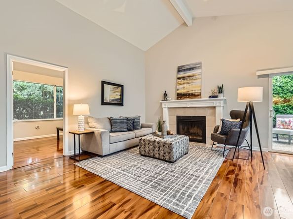 20301 19th Avenue NE 1101, Mountlake Terrace WA 98155
