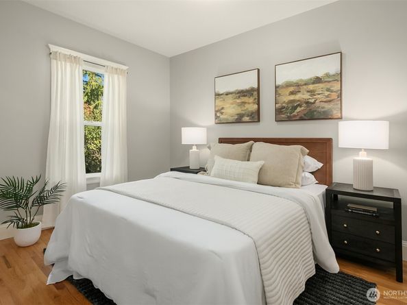 902 N 93rd Street, Seattle WA 98103
