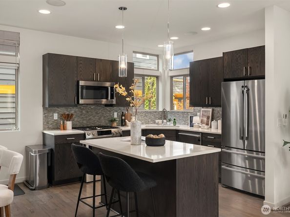 2441 NW 62nd Street, Seattle WA 98107