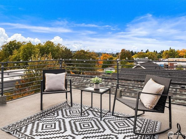 2441 NW 62nd Street, Seattle WA 98107