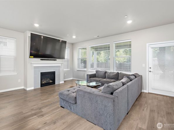 29905 118th Place SE, Auburn WA 98092