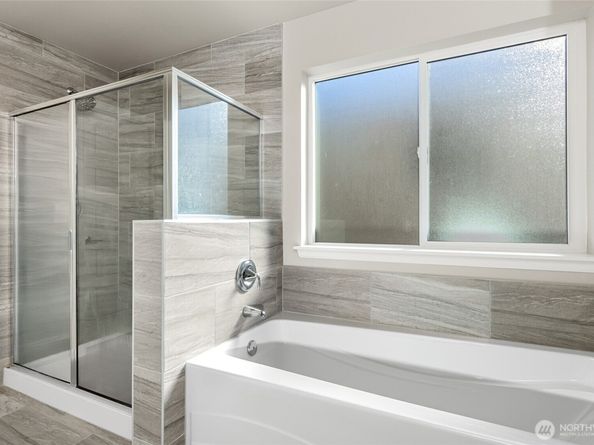 29905 118th Place SE, Auburn WA 98092