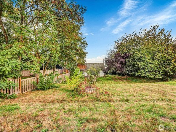5727 Lombard Avenue, Everett WA 98203