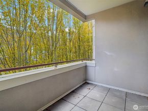 122 State Street S 208E, Kirkland WA 98033