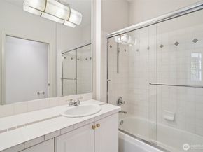 122 State Street S 208E, Kirkland WA 98033