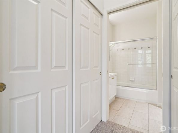 122 State Street S 208E, Kirkland WA 98033