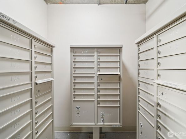 122 State Street S 208E, Kirkland WA 98033