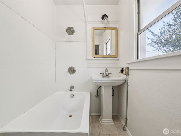 1234 S Director Street, Seattle WA 98108