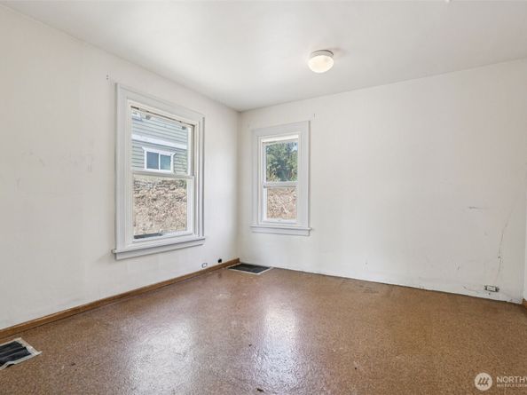 1234 S Director Street, Seattle WA 98108
