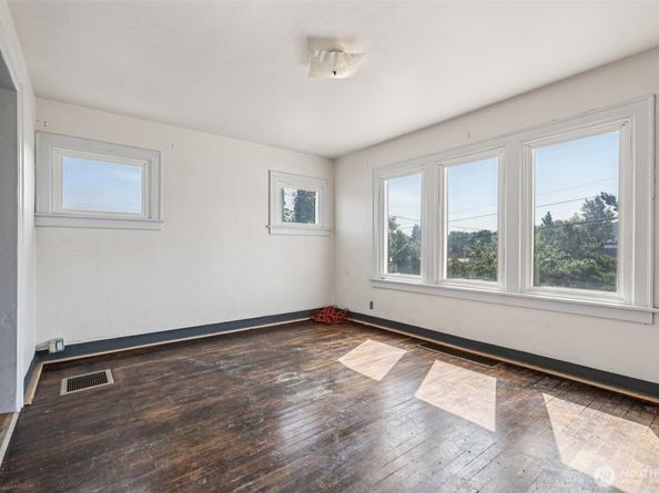 1234 S Director Street, Seattle WA 98108