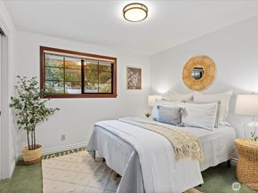 305 234th Street SW, Bothell WA 98021