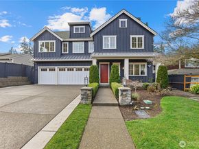 2121 109th Avenue SE, Bellevue WA 98004