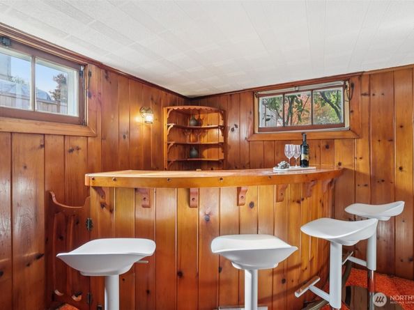 819 NW 80th Street, Seattle WA 98117