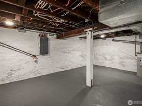 932 29th Avenue, Seattle WA 98122