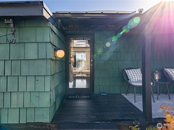 3130 Portage Bay Place E C, Seattle WA 98102