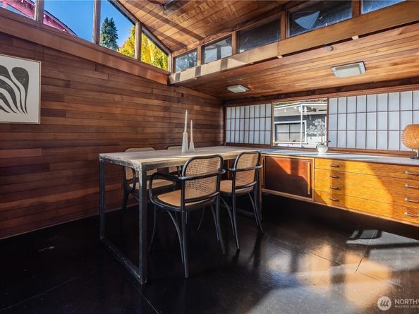 3130 Portage Bay Place E C, Seattle WA 98102