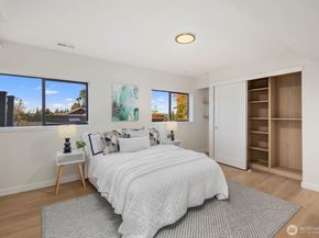 8317 NE 162nd Place, Kenmore WA 98028