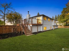 8317 NE 162nd Place, Kenmore WA 98028