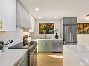8317 NE 162nd Place, Kenmore WA 98028