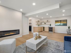 8317 NE 162nd Place, Kenmore WA 98028