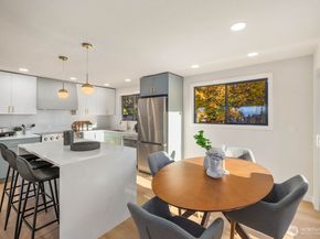 8317 NE 162nd Place, Kenmore WA 98028