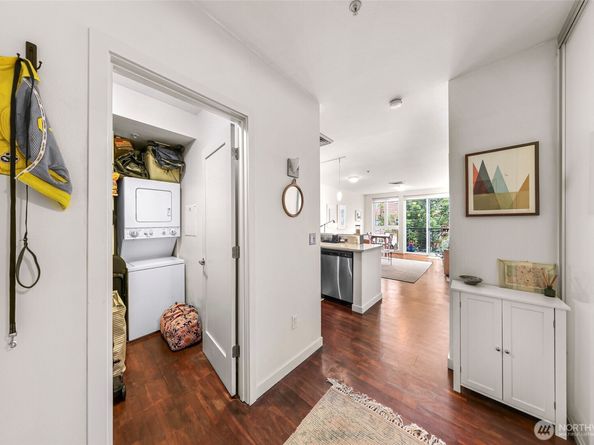 3104 Western Avenue 610, Seattle WA 98121