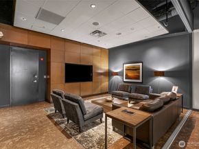 3104 Western Avenue 610, Seattle WA 98121