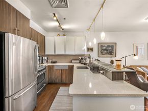 3104 Western Avenue 610, Seattle WA 98121