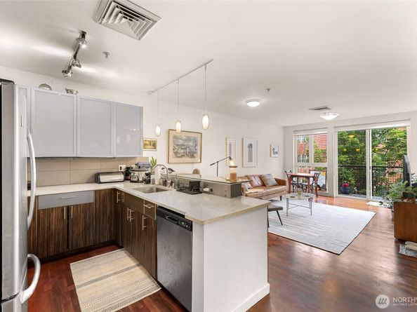 3104 Western Avenue 610, Seattle WA 98121