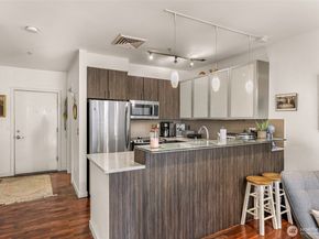 3104 Western Avenue 610, Seattle WA 98121