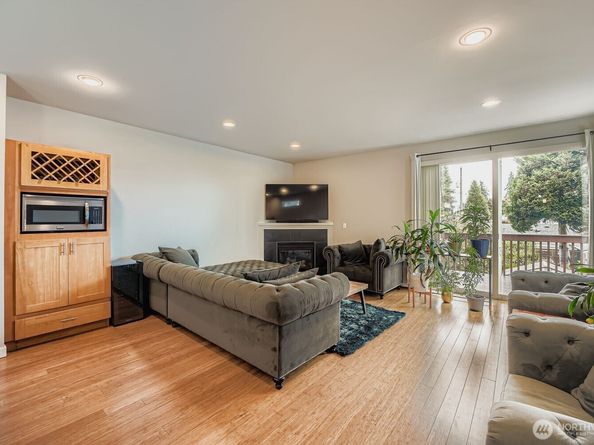 12420 2nd Place SW, Seattle WA 98146