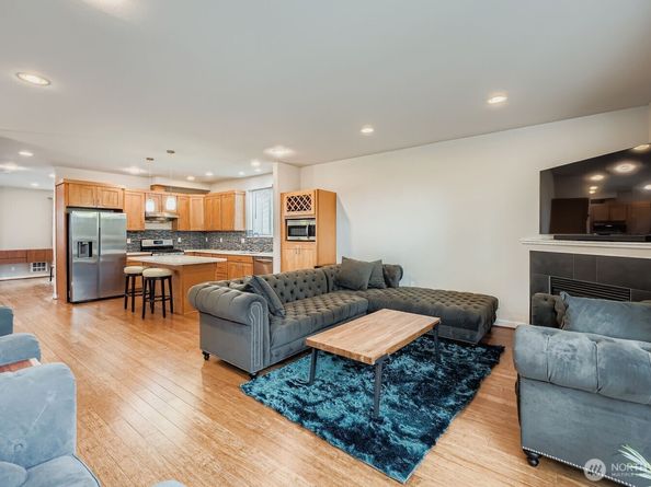 12420 2nd Place SW, Seattle WA 98146